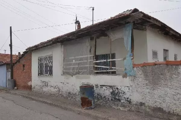 Çorum�da Diyaliz Hastası Kadın Evinde Bıçaklanarak Öldürüldü Haberler