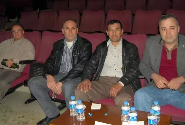 Edremit Madeni İşler ve Elektrikçiler Odası Genel Kurulu Edremit Madeni İşler ve Elektrikçiler Odası Genel Kurulu