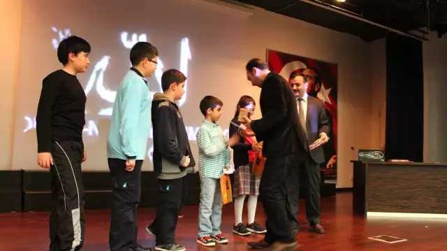 Öğrencilerden Velilere Mevlid Kandili Programı Öğrencilerden Velilere Mevlid Kandili Programı