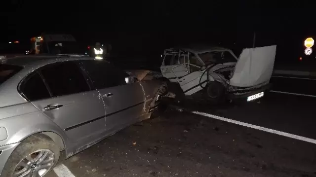 Kula'da Otomobiller Kavşakta Çarpıştı: 4 Yaralı Kula'da Otomobiller Kavşakta Çarpıştı: 4 Yaralı