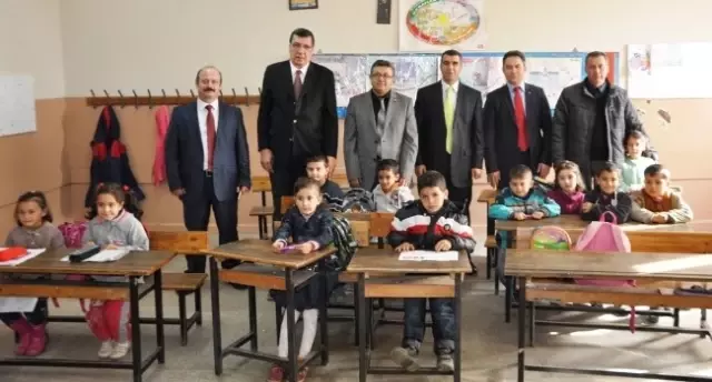 Ödemiş'te 21 Bin 500 Öğrenci Karnelerini Aldı Ödemiş'te 21 Bin 500 Öğrenci Karnelerini Aldı