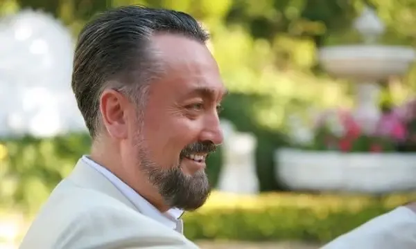 Adnan Oktar, İP Manisa İl Başkanı Özdemir'den Şikayetçi Oldu Adnan Oktar, İP Manisa İl Başkanı Özdemir'den Şikayetçi Oldu