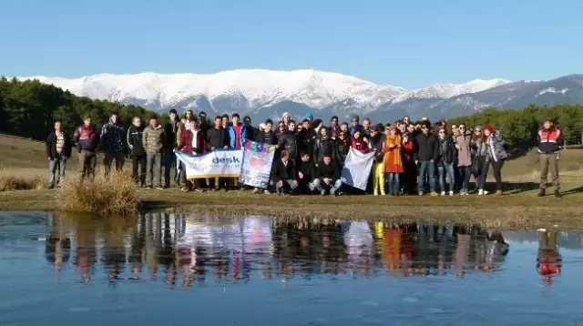 Yabancı Gençler Keles'te Buluştu Yabancı Gençler Keles'te Buluştu