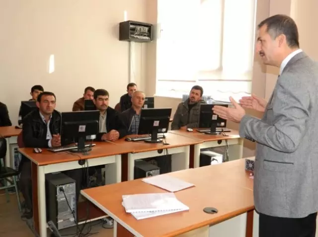 Müdür Halil Yorulmaz: Müdür Halil Yorulmaz: