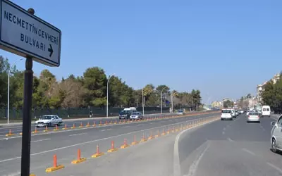 Urfa'da Troleybüs Çalışmaları Devam Ediyor Urfa'da Troleybüs Çalışmaları Devam Ediyor