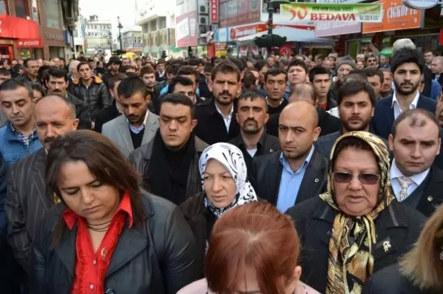 MHP Melikgazi Belediye Başkan Adayı Kamil Karamete Seçim İrtibat Bürosu Açtı MHP Melikgazi Belediye Başkan Adayı Kamil Karamete Seçim İrtibat Bürosu Açtı