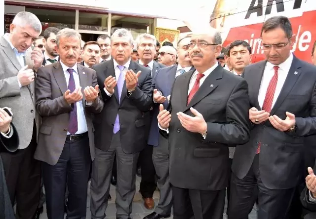 MHP Melikgazi Belediye Başkan Adayı Kamil Karamete Seçim İrtibat Bürosu Açtı MHP Melikgazi Belediye Başkan Adayı Kamil Karamete Seçim İrtibat Bürosu Açtı