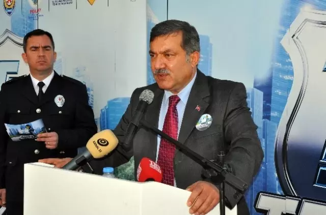 Trafik Dedektifleri İçin İzmir'de İlk Ders Zili Çaldı