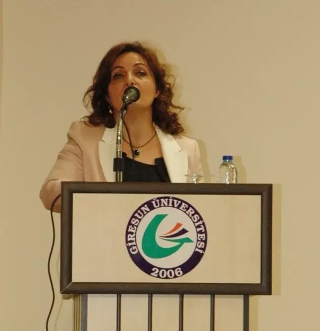 Giresun'da Hüseyinzade Ali Turan Bey Konferansı