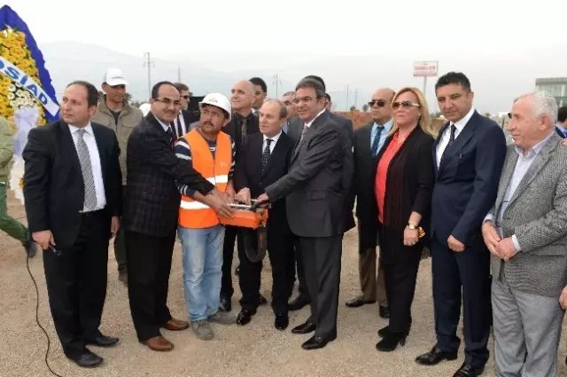Antalya'da OSB'ye Yapılacak Caminin Temeli Atıldı Antalya'da OSB'ye Yapılacak Caminin Temeli Atıldı