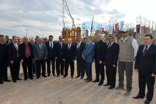 Antalya'da OSB'ye Yapılacak Caminin Temeli Atıldı Antalya'da OSB'ye Yapılacak Caminin Temeli Atıldı