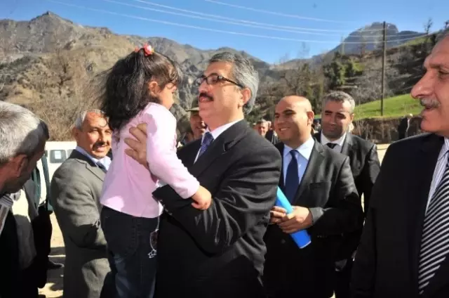 Osmaniye Valisi Oduncu Yeşildere Köyünü Ziyaret Etti Osmaniye Valisi Oduncu Yeşildere Köyünü Ziyaret Etti