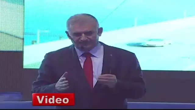 Yıldırım: 'İzmir'in Tıkanmış Damarlarını Açacağız' Yıldırım: 'İzmir'in Tıkanmış Damarlarını Açacağız'