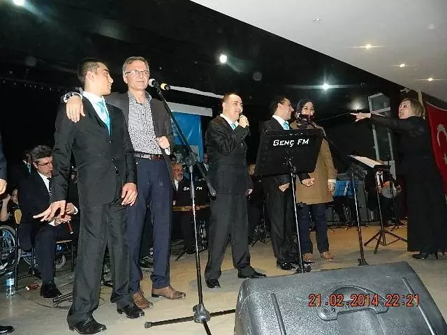 Çerkezköy'de Engellilerden Muhteşem Konser Çerkezköy'de Engellilerden Muhteşem Konser