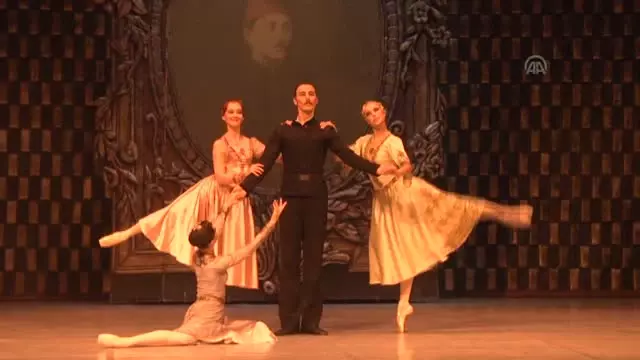 '5. Murad' balesi sahnelendi - '5. Murad' balesi sahnelendi -