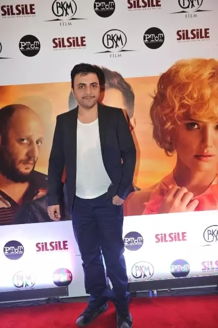 Ozan Açıktan'ın 'Silsile'si Seyirciyle Buluştu Ozan Açıktan'ın 'Silsile'si Seyirciyle Buluştu