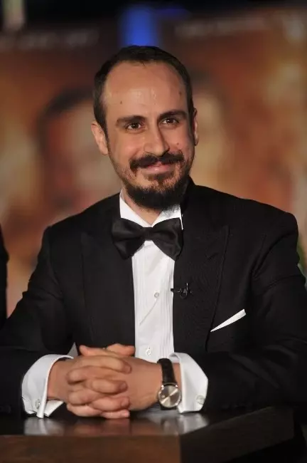 Ozan Açıktan'ın 'Silsile'si Seyirciyle Buluştu Ozan Açıktan'ın 'Silsile'si Seyirciyle Buluştu