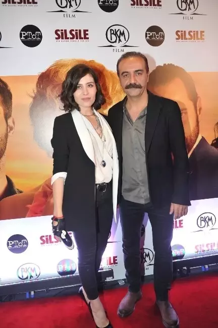 Ozan Açıktan'ın 'Silsile'si Seyirciyle Buluştu Ozan Açıktan'ın 'Silsile'si Seyirciyle Buluştu