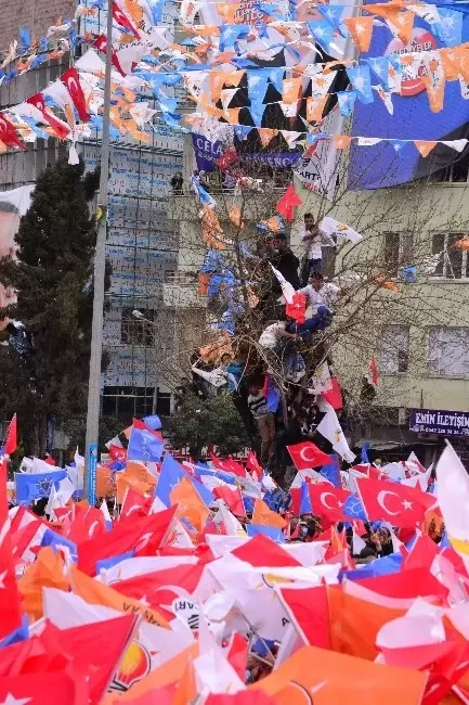 Başbakan Erdoğan Şanlıurfa'da, 'Terör' ve 'Demokratikleşme' Vurgusu Yaptı Başbakan Erdoğan Şanlıurfa'da, 'Terör' ve 'Demokratikleşme' Vurgusu Yaptı