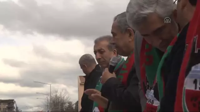 Arınç: ''Milletten haraç toplamak için mi seçildiniz?'' - Arınç: ''Milletten haraç toplamak için mi seçildiniz?'' -