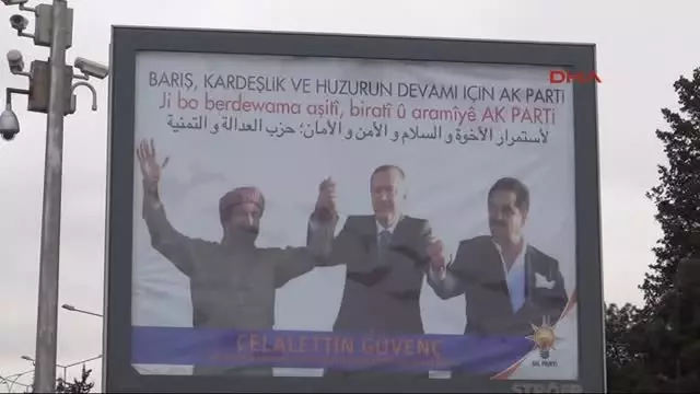 Şanlıurfa'da Başbakan, Perver ve Tatlıses'li Afiş Şanlıurfa'da Başbakan, Perver ve Tatlıses'li Afiş