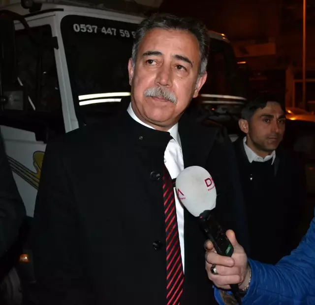AK Parti Yardım Olarak Odun Dağıtıyor İddiası