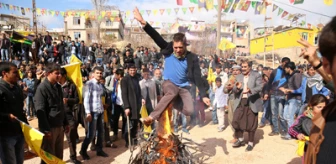 Eğil Newroz Ateşiyle Oynadı!