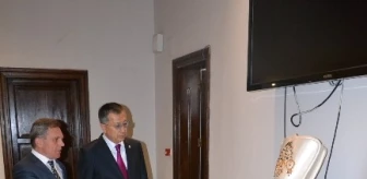 Kazakistan Cumhuriyeti Ankara Büyükelçisi Prof. Dr. Canseyit Tüymebayev Manisa'da