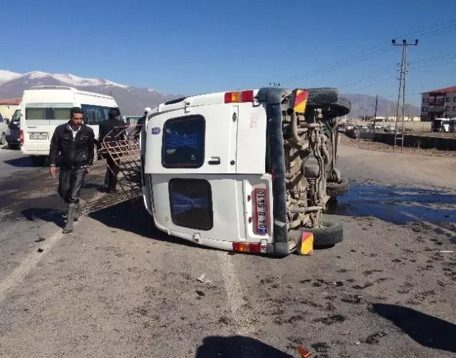 zebrano mobilya sahibi trafik kazası