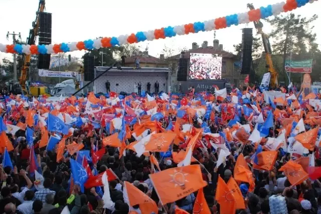 Başbakan Erdoğan Diyarbakır'da Halka Seslendi Başbakan Erdoğan Diyarbakır'da Halka Seslendi