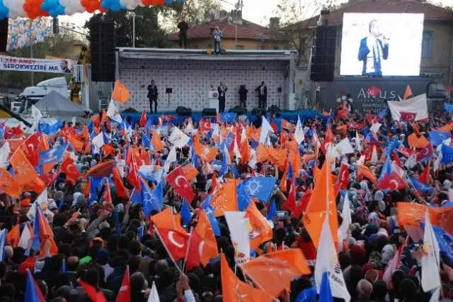 Başbakan Erdoğan Diyarbakır'da Halka Seslendi Başbakan Erdoğan Diyarbakır'da Halka Seslendi