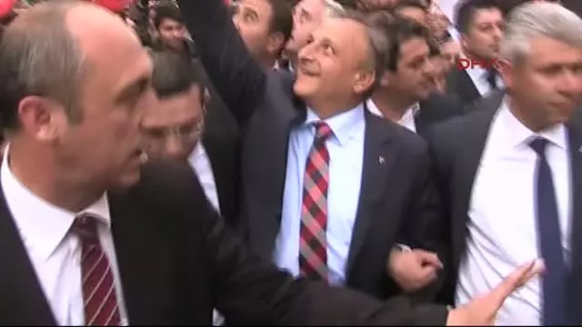 MHP'li Vural: Devleti Kime Teslim Etmişiz MHP'li Vural: Devleti Kime Teslim Etmişiz