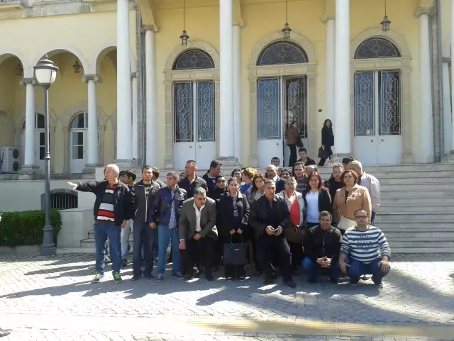 Işsiz Kalan Il Özel Idaresi Çalışanları Eylem Yaptı Işsiz Kalan Il Özel Idaresi Çalışanları Eylem Yaptı