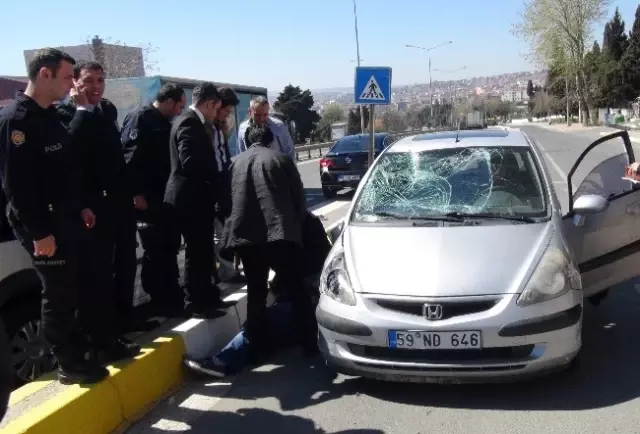 Tekirdağ'da Trafik Kazası: 2 Yaralı Tekirdağ'da Trafik Kazası: 2 Yaralı