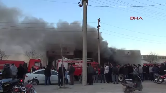Yatak Fabrikasında Çıkan Yangın Korkuttu Yatak Fabrikasında Çıkan Yangın Korkuttu