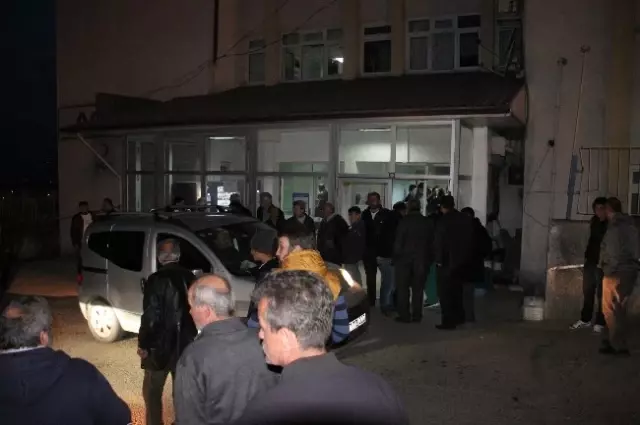 Ereğli'de Muhtarlık Seçimi Kavgası: 2 Yaralı Ereğli'de Muhtarlık Seçimi Kavgası: 2 Yaralı