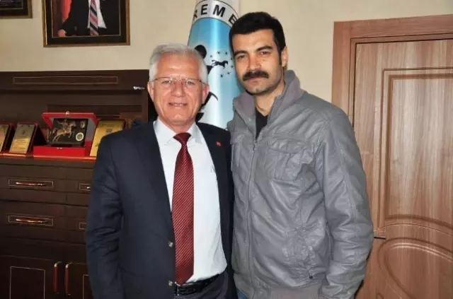 Oyuncu Murat Ünalmış Göreme'de Oyuncu Murat Ünalmış Göreme'de
