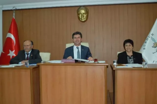 Ercengiz Başkanlığında İlk Meclis Toplandı Ercengiz Başkanlığında İlk Meclis Toplandı