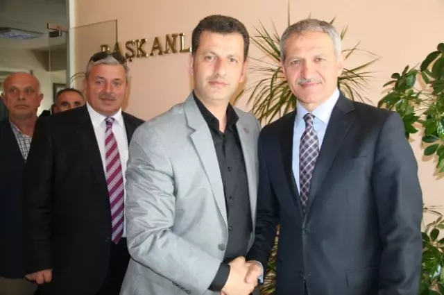 Muhtarlar Derneğinden Başkan Dişli'ye Hayırlı Olsun Ziyareti Muhtarlar Derneğinden Başkan Dişli'ye Hayırlı Olsun Ziyareti