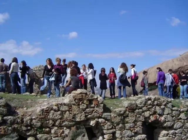 10. Yüzyıldan Kalma Yediler Manastırının Kulesi Çöktü