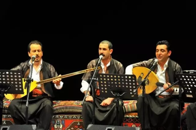 SAÜ'de Sıra Gecesi Düzenlendi SAÜ'de Sıra Gecesi Düzenlendi