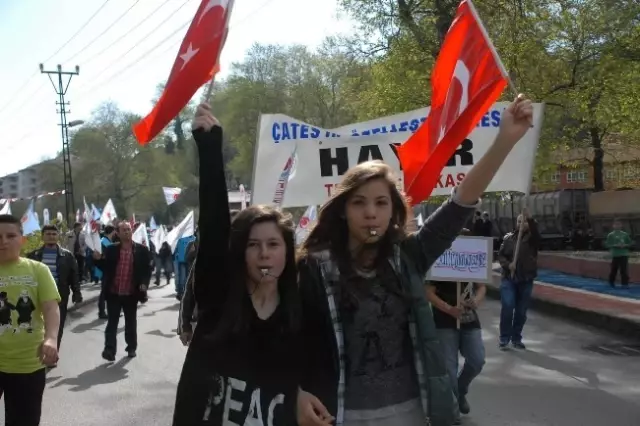 Zonguldak'ta 'Çates' Protestosu Zonguldak'ta 'Çates' Protestosu