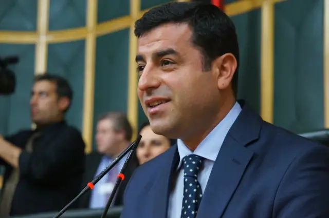 Demirtaş: Çözüm Sürecinin Mimarından Haber Alamıyoruz Demirtaş: Çözüm Sürecinin Mimarından Haber Alamıyoruz