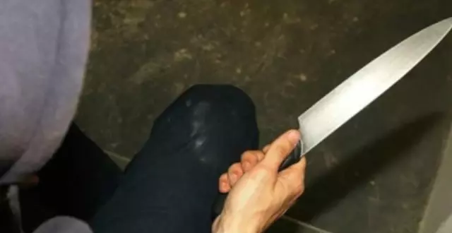 Ergani'de Öğretmene Bıçaklı Saldırı Ergani'de Öğretmene Bıçaklı Saldırı