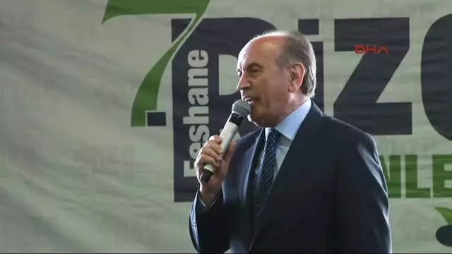 Vali Mutlu'nun Rizeli Sanatçıyla Atma Türkü Atışması