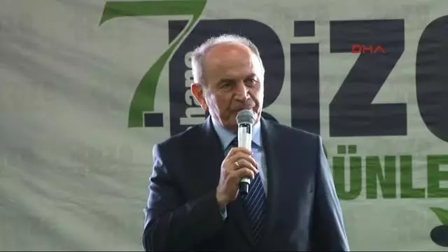 Vali Mutlu'nun Rizeli Sanatçıyla Atma Türkü Atışması