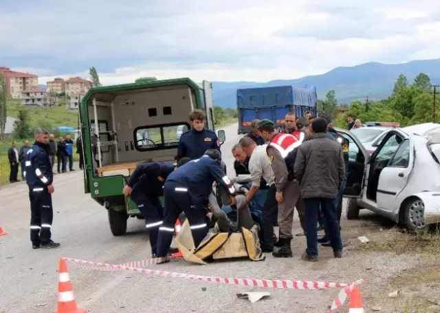 MHP'li Meclis Üyesi Trafik Kazasında Öldü MHP'li Meclis Üyesi Trafik Kazasında Öldü