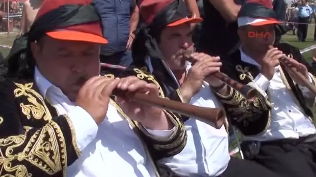 Kumluca'da Başpehlivan Recep Kara Oldu Kumluca'da Başpehlivan Recep Kara Oldu