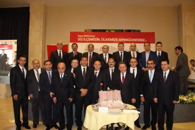 Marmara Oltulular Derneğinden Coşkulu 25 Mart Gecesi Marmara Oltulular Derneğinden Coşkulu 25 Mart Gecesi