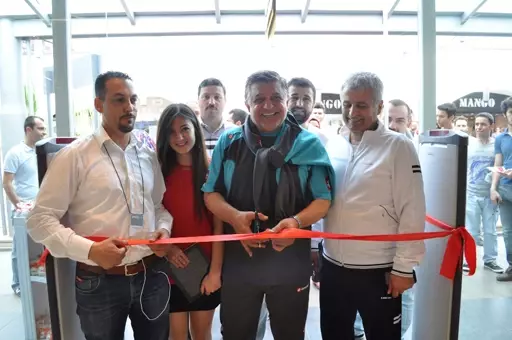 Pupa Acilis Serisine Mersin Den Basladi Bursa